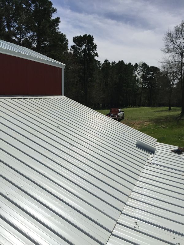 Barn Roof Construction in Littleton, CO